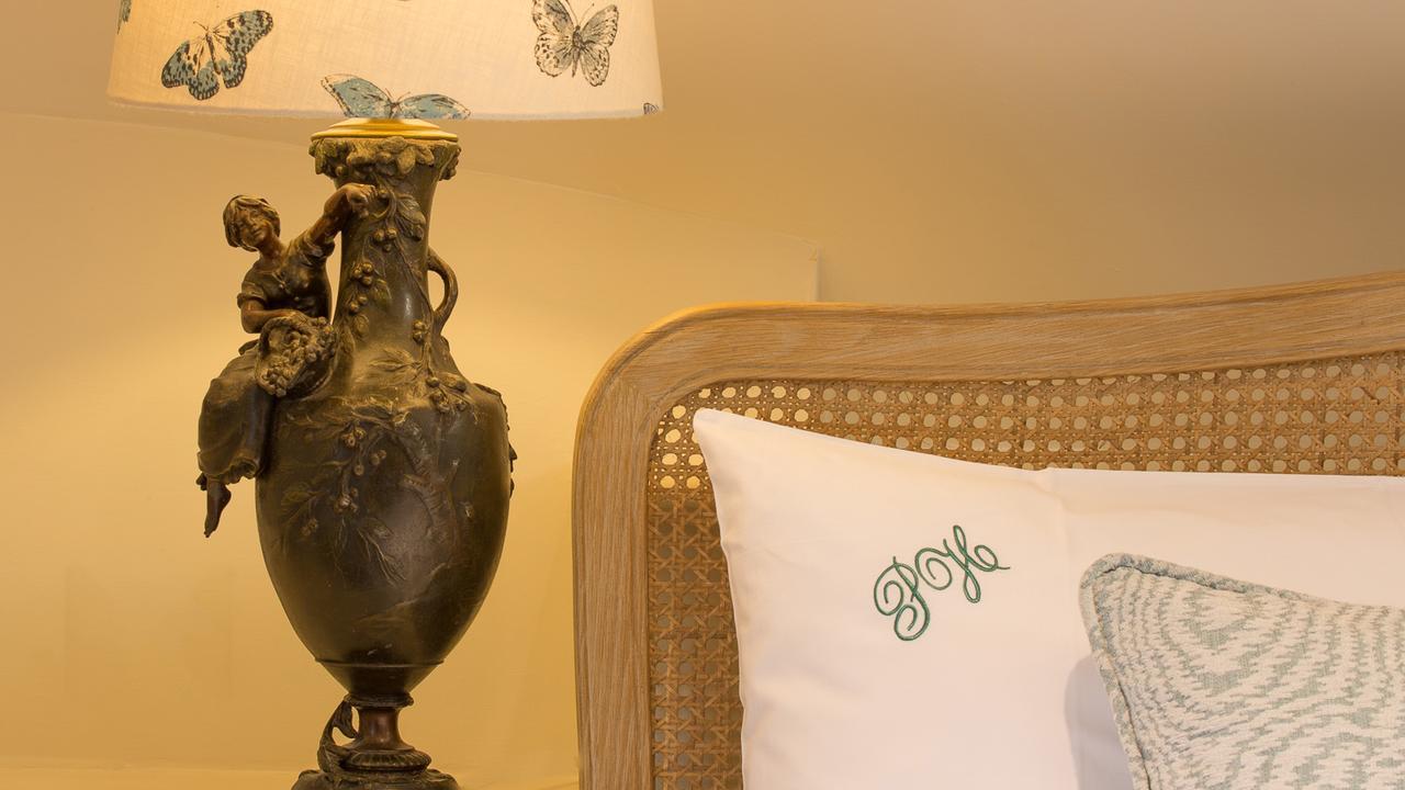 Priory Wareham Hotel Bagian luar foto