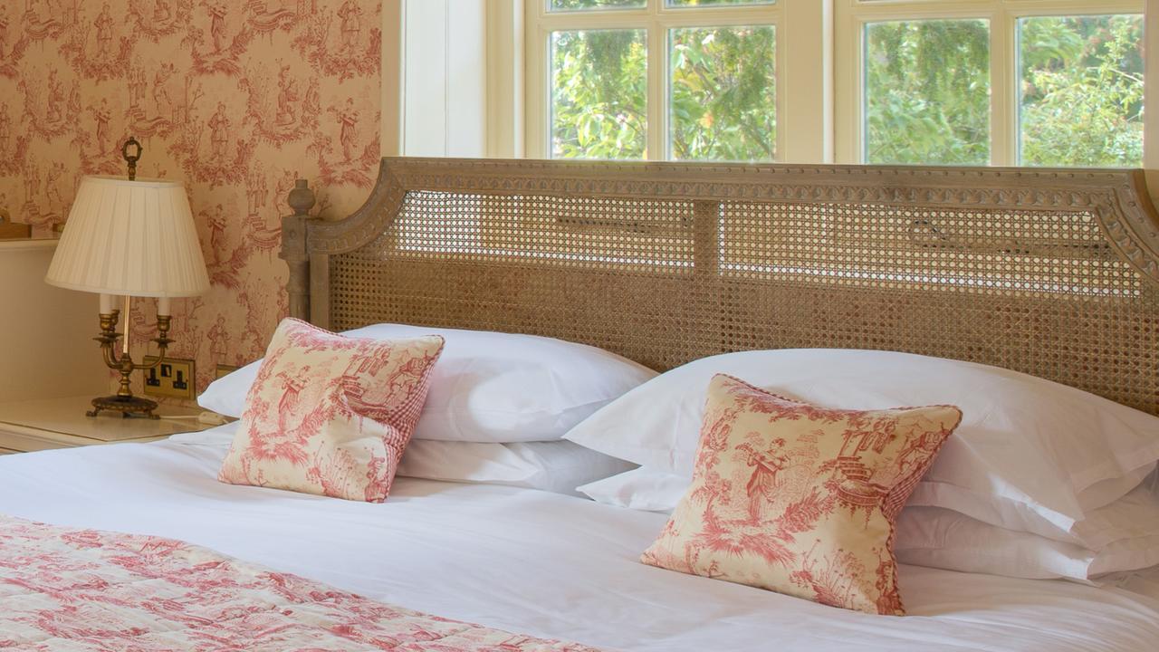 Priory Wareham Hotel Bagian luar foto